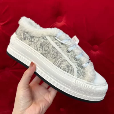 WALK’N’DIOR PLATFORM SNEAKER – DO0226