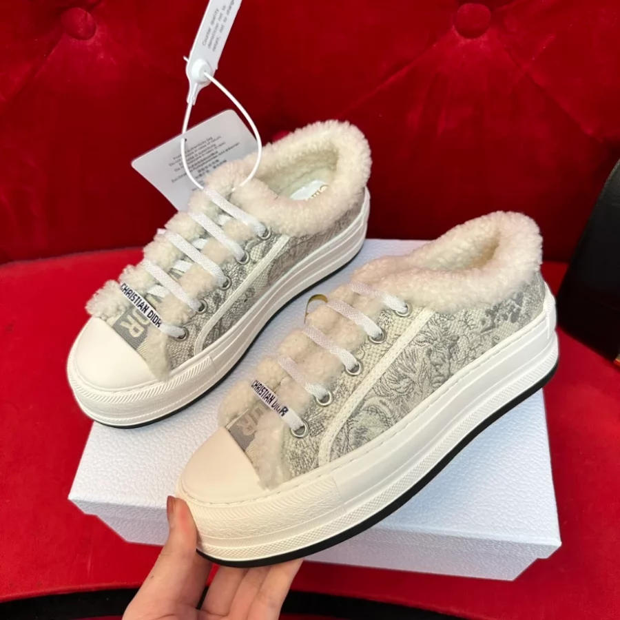 WALK’N’DIOR PLATFORM SNEAKER – DO0226