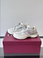 WOMEN’S GUCCI 2.0 SNEAKERS – GCC260