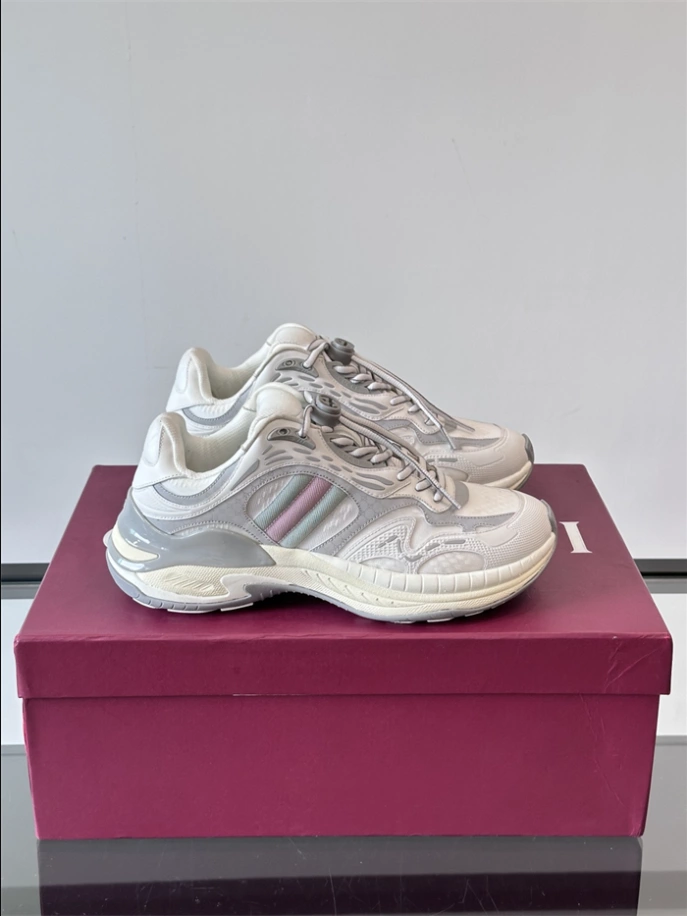 WOMEN’S GUCCI 2.0 SNEAKERS – GCC260