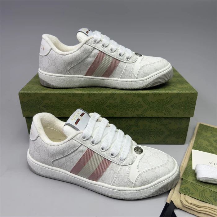 WOMEN’S SCREENER SNEAKER – GCC279