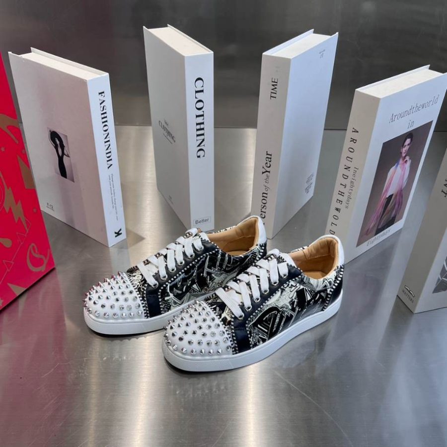 Christian Louboutin Casual Rivet Low Top Spikes Flats Sneaker – CLS045