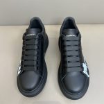 ALEXANDER MCQUEEN GRAFFITI OVERSIZED SNEAKER IN BLACK – ALD021