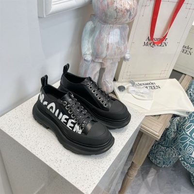 alexander-mcqueen-graffiti-tread-slick-low-top-sneakers-ald028-ylyaz.jpeg