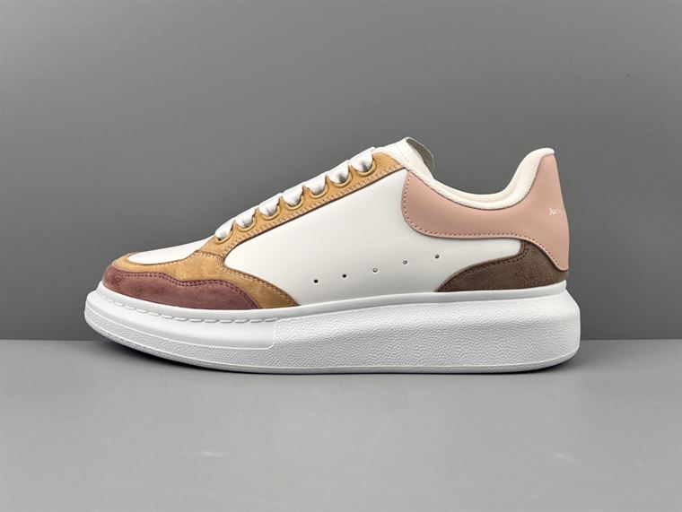 ALEXANDER MCQUEEN OVERSIZED SNEAKER – ALD038