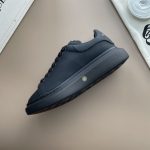 ALEXANDER MCQUEEN OVERSIZED SNEAKER BLACK SUEDE – ALD016