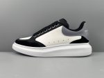 ALEXANDER MCQUEEN OVERSIZED SNEAKER IN BLACK/WHITE/GREY – ALD036