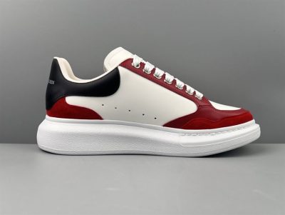 alexander-mcqueen-oversized-sneaker-in-blackwhitered-ald037-dsqvm.jpg
