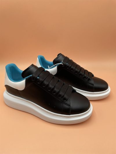 alexander-mcqueen-oversized-sneaker-in-navywhitelapis-blue-ald040-dqq9r.jpg