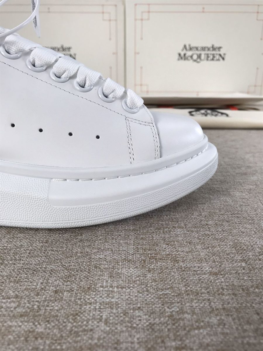 ALEXANDER MCQUEEN SNEAKER – ALD005