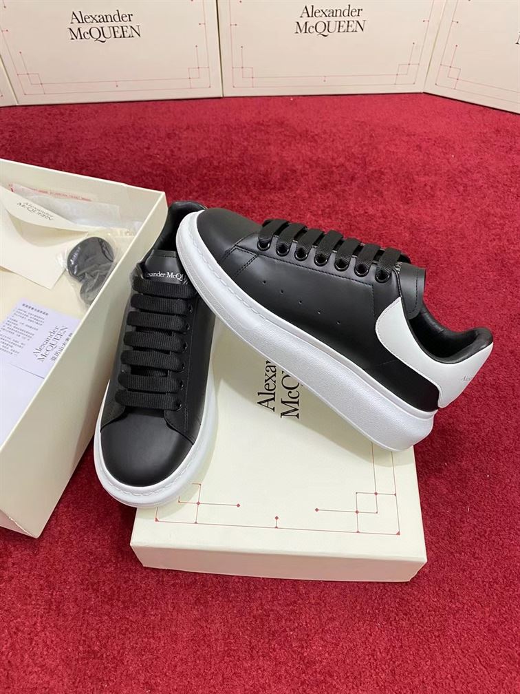 ALEXANDER MCQUEEN SNEAKER – ALD008