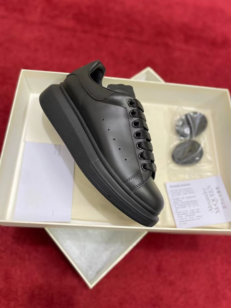 ALEXANDER MCQUEEN SNEAKER – ALD009