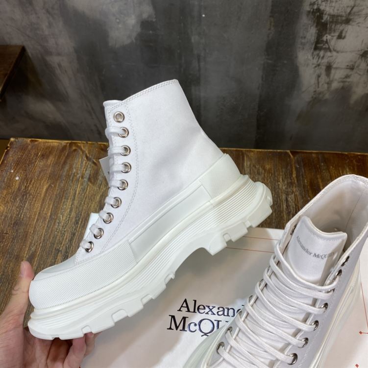 ALEXANDER MCQUEEN TREAD SLICK HIGH-TOP SNEAKERS – ALD026