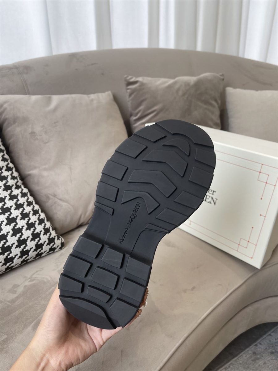 ALEXANDER MCQUEEN TREAD SLICK HIGH-TOP SNEAKERS – ALD035