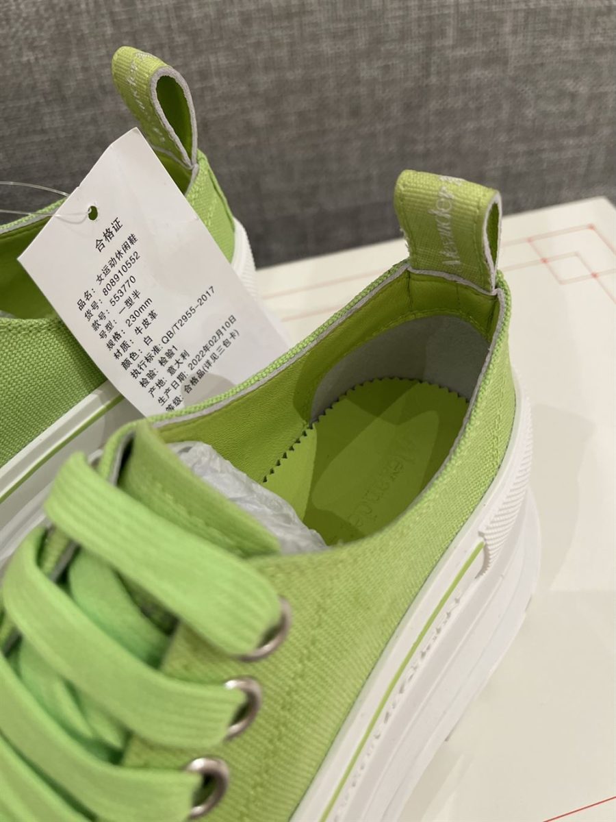 ALEXANDER MCQUEEN TREAD SLICK LOW-TOP SNEAKERS – ALD030