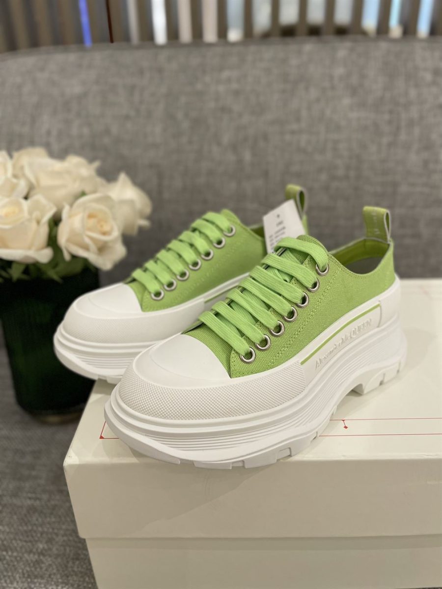 ALEXANDER MCQUEEN TREAD SLICK LOW-TOP SNEAKERS – ALD030