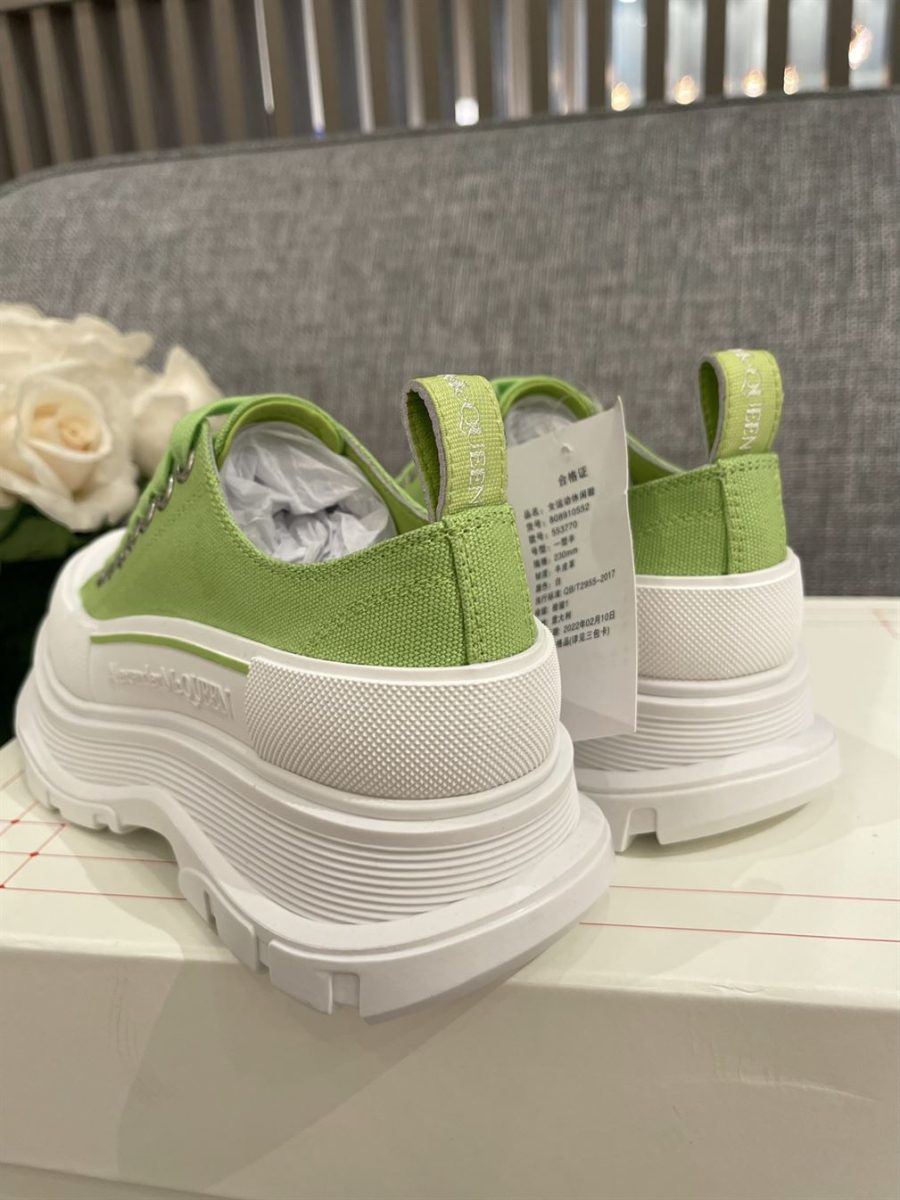 ALEXANDER MCQUEEN TREAD SLICK LOW-TOP SNEAKERS – ALD030