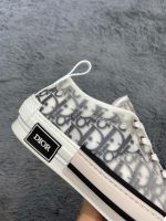B23 LOW-TOP SNEAKER DIOR OBLIQUE CANVAS – DO060