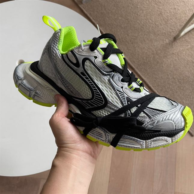 BALENCIAGA 3XL SNEAKER – BLA085
