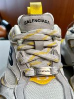 BALENCIAGA CARGO SNEAKER IN GREY BLACK AND YELLOW – BLA076