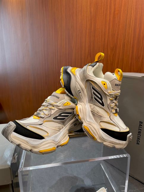 BALENCIAGA CARGO SNEAKER IN GREY BLACK AND YELLOW – BLA076