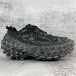 BALENCIAGA DEFENDER SNEAKER IN BLACK – BLA045