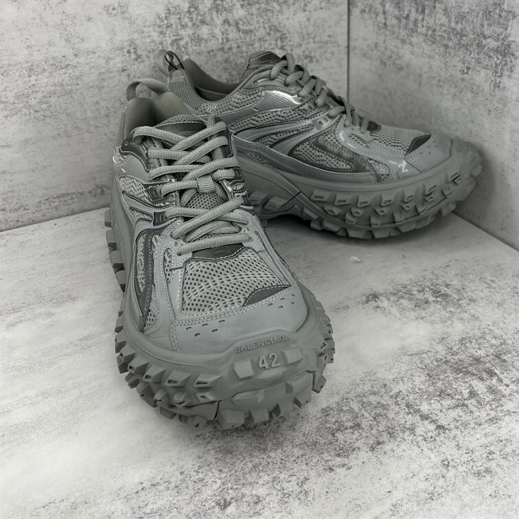 BALENCIAGA DEFENDER SNEAKER IN GREY – BLA047