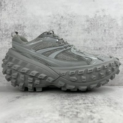 balenciaga-defender-sneaker-in-grey-bla047-yqrzo.jpeg
