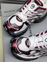 BALENCIAGA RUNNER SNEAKER IN GREY – BLA055