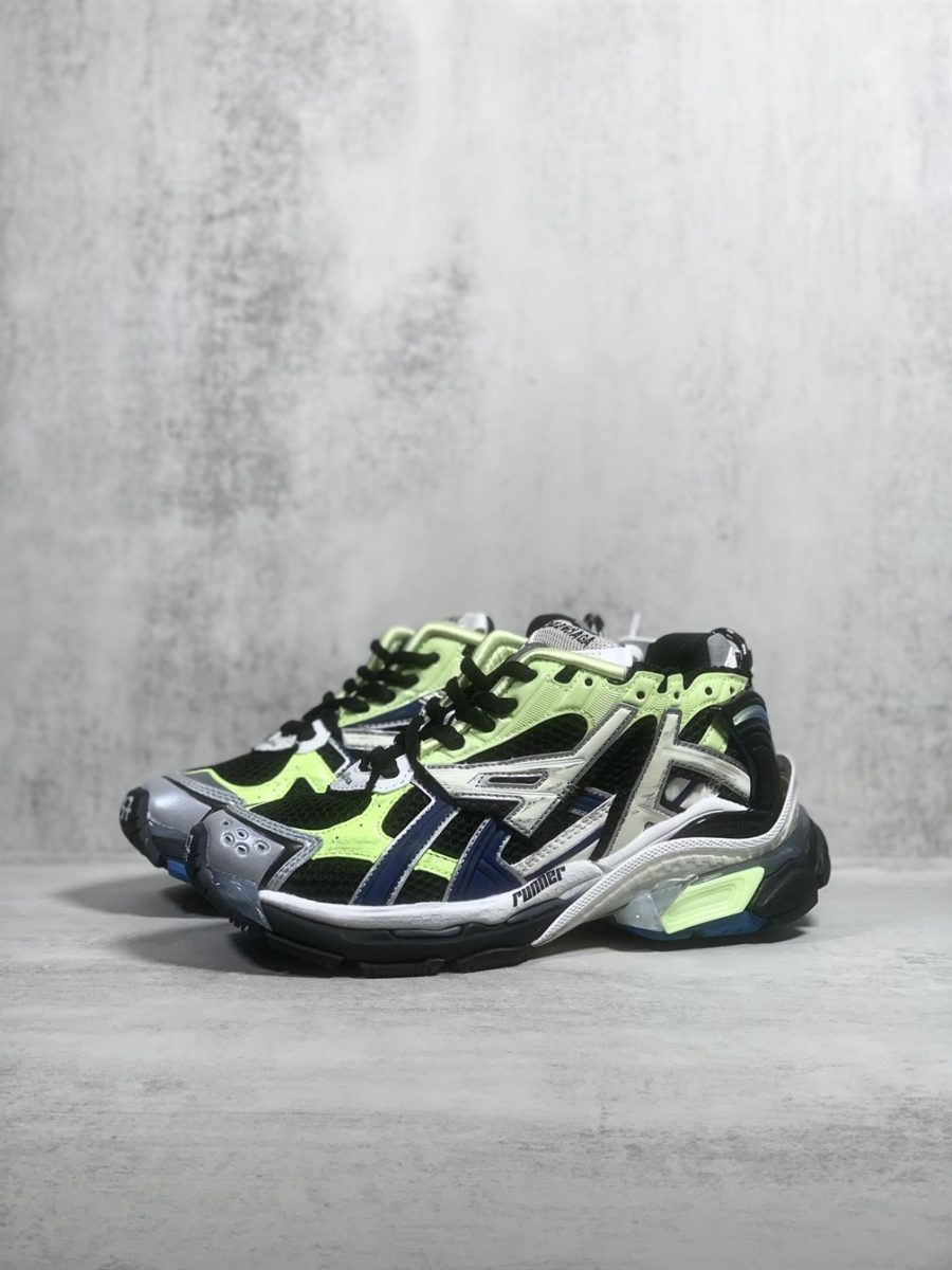 BALENCIAGA RUNNER SNEAKER IN GREY – BLA057