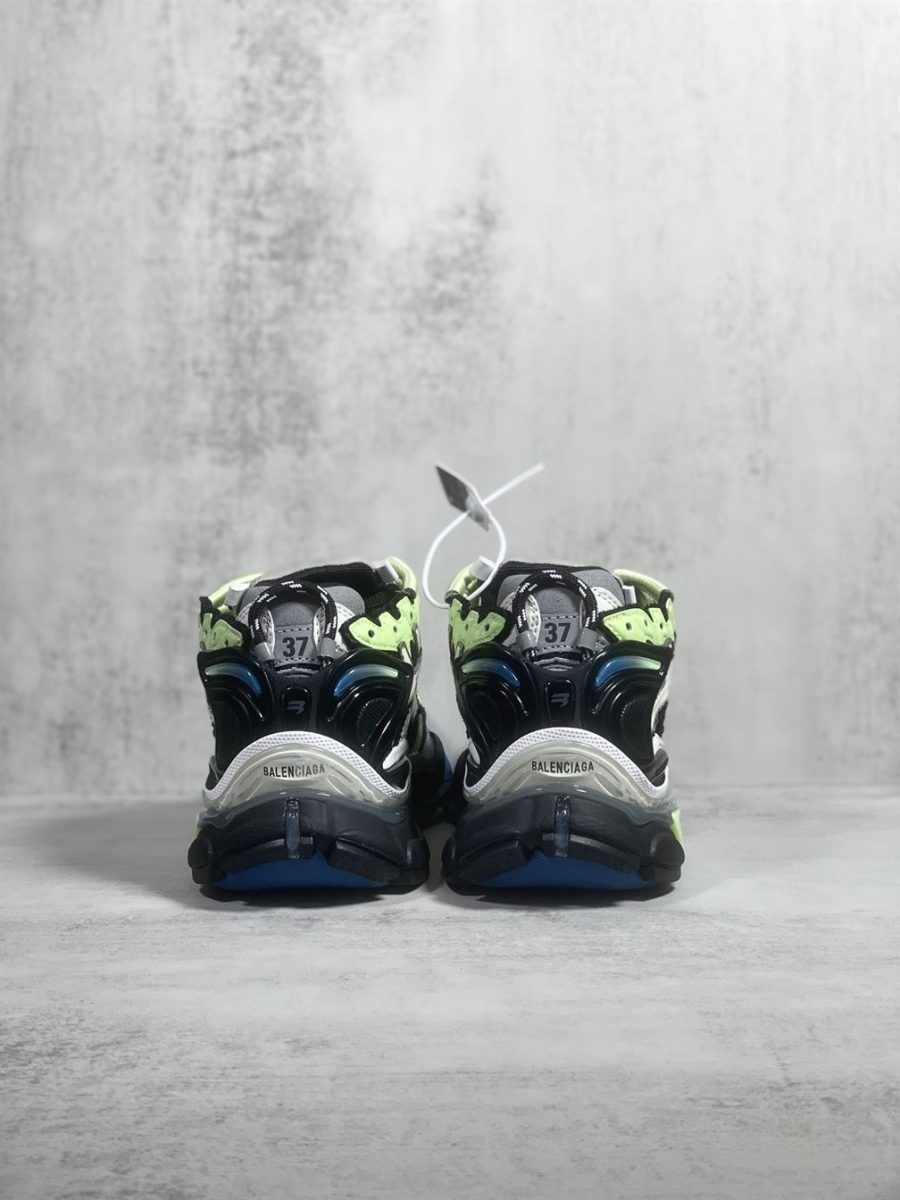 BALENCIAGA RUNNER SNEAKER IN GREY – BLA057