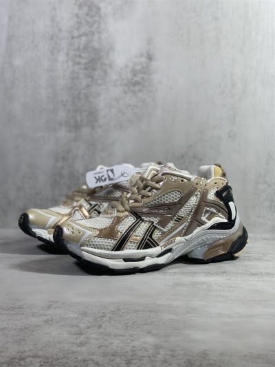 balenciaga-runner-sneakers-in-beige-bla053-catk9.jpg