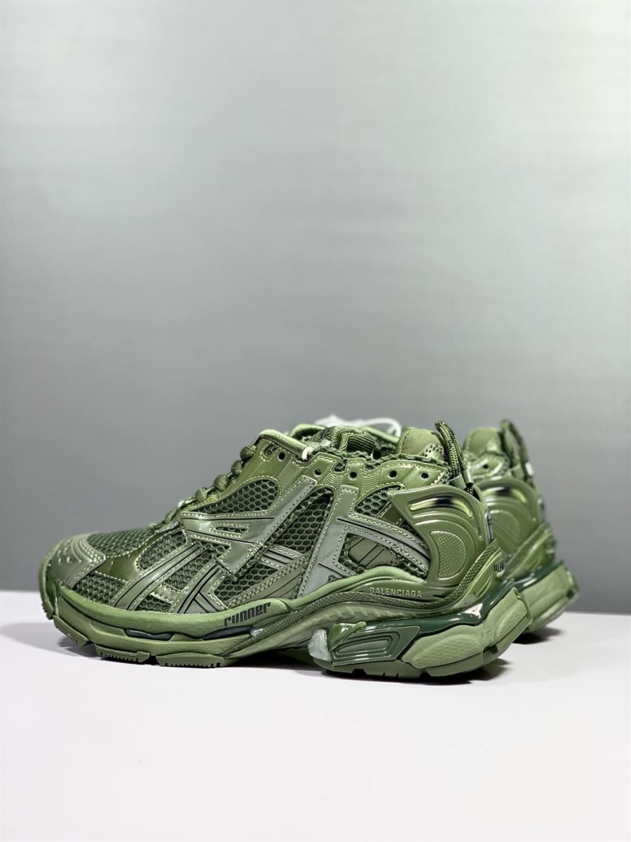 BALENCIAGA RUNNER TRAINERS IN DARK GREEN MESH AND NYLON – BLA025