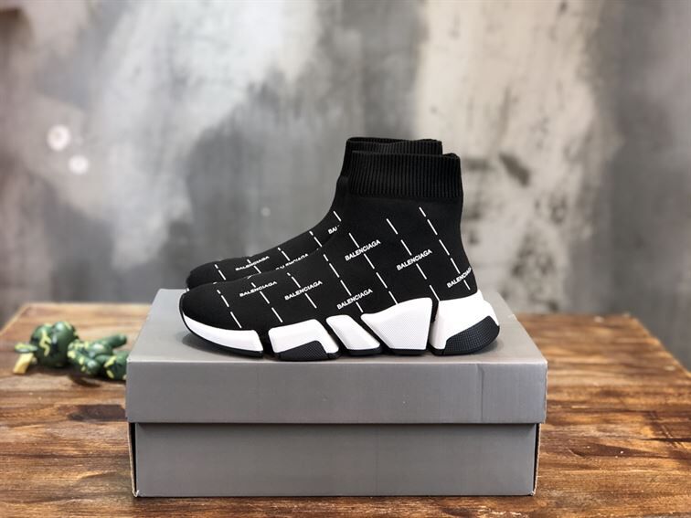 BALENCIAGA SPEED 2.0 LOGO-PRINT SNEAKERS – BLA048