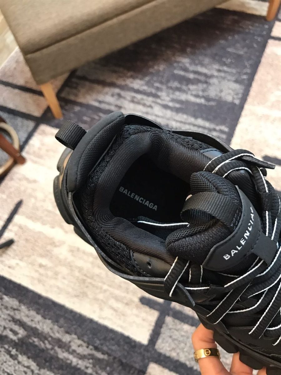 BALENCIAGA TRACK 3.0 SNEAKERS FULL BLACK – BLA004