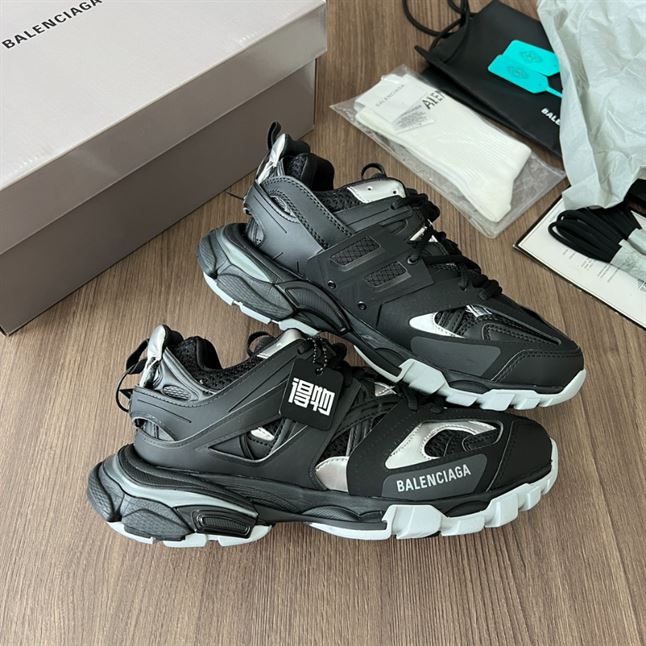 BALENCIAGA TRACK SNEAKER – BLA088