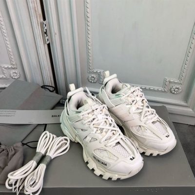 balenciaga-track-trainer-sneakers-in-white-bla030-sd2iu.jpeg