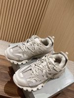 BALENCIAGA TRACK TRAINERS BEIGE – BLA067