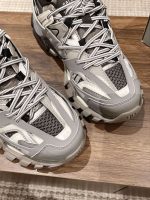 BALENCIAGA TRACK TRAINERS GREY – BLA071