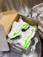 BALENCIAGA TRIPLE S 1.0 SNEAKERS IN WHITE AND GREEN – BLA022