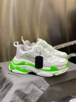 BALENCIAGA TRIPLE S 1.0 SNEAKERS IN WHITE AND GREEN – BLA022