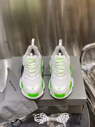 balenciaga-triple-s-10-sneakers-in-white-and-green-bla022-w2qod.jpg