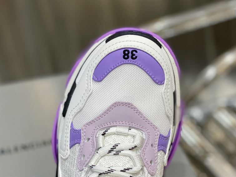 BALENCIAGA TRIPLE S 1.0 SNEAKERS IN WHITE AND LILAC – BLA021