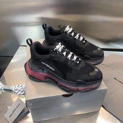 balenciaga-triple-s-black-red-clear-sole-bla012-iim2w.jpg