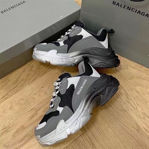 BALENCIAGA TRIPLE S GREY BLACK – BLA059