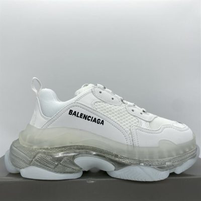 balenciaga-triple-s-in-white-bla027-vdeuc.jpeg