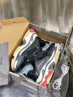 BALENCIAGA TRIPLE S SNEAKERS – BLA009