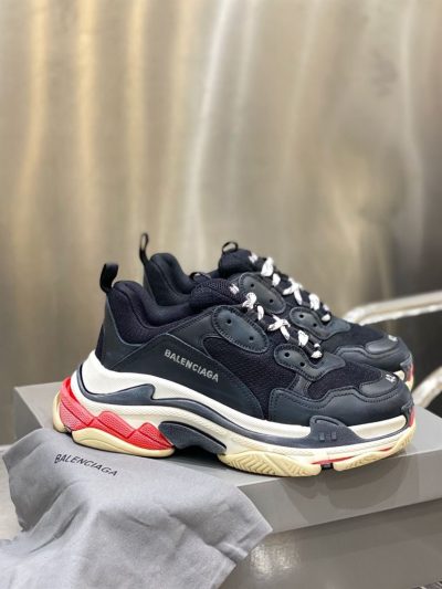 balenciaga-triple-s-sneakers-bla009-guwi9.jpg