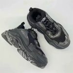BALENCIAGA TRIPLE S SNEAKERS – BLA075