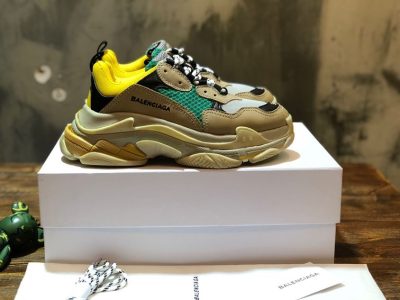 balenciaga-triple-s-trainer-yellow-green-bla029-gceug.jpeg